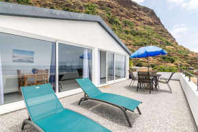 Esterinha's Sunset Apartment by GALMI